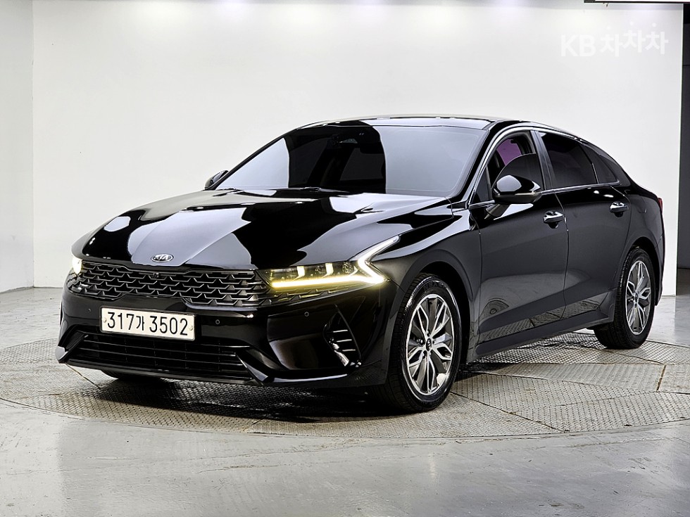 2021 - kia k5