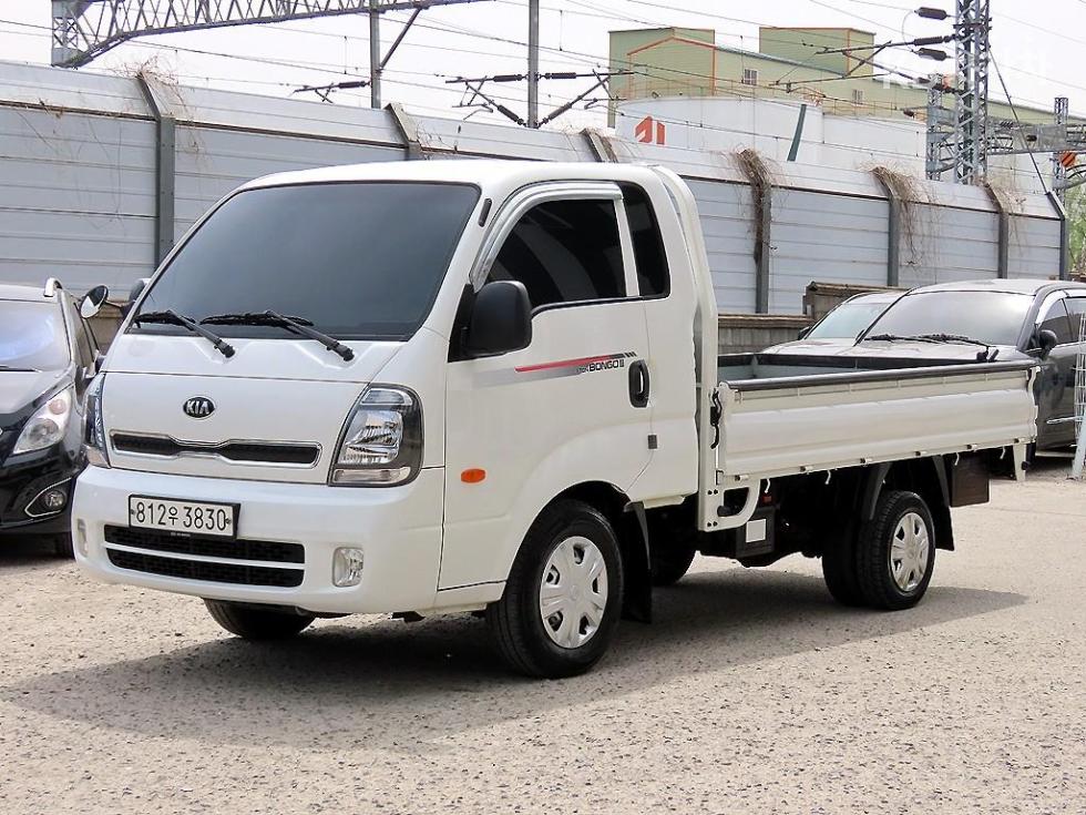 2020 - kia bongo iii