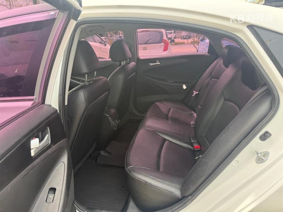 Hyundai Sonata — miniaturë 16