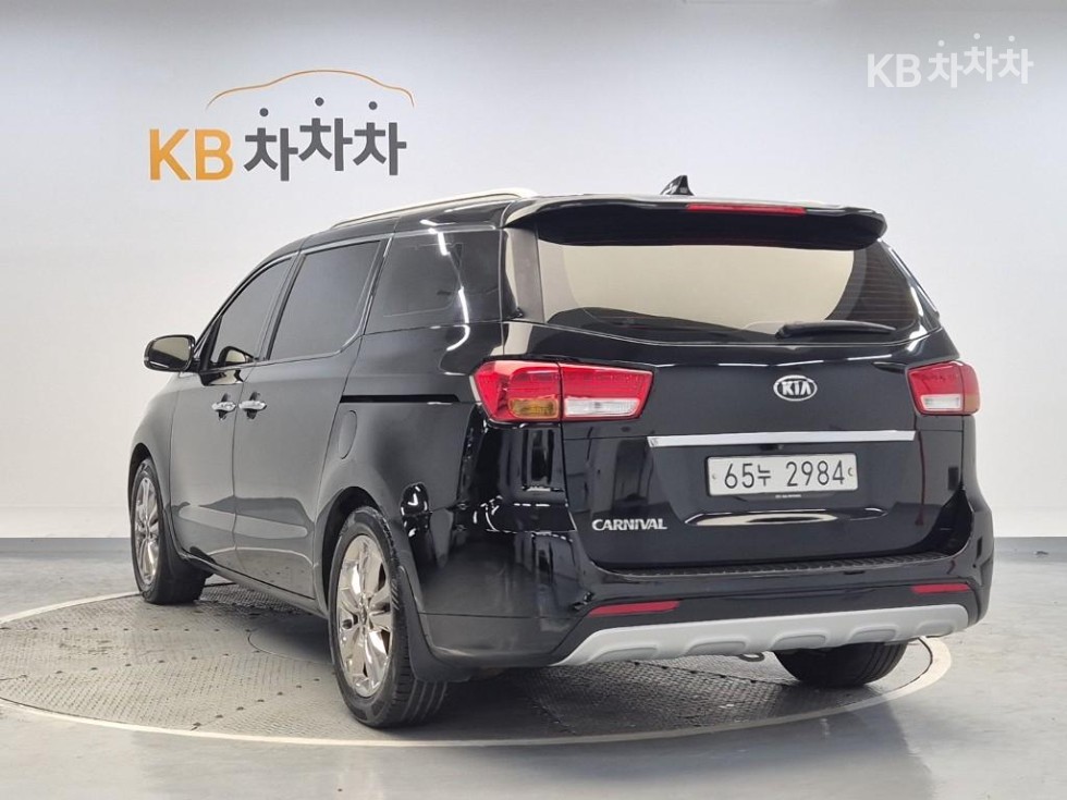 2015 - kia carnival