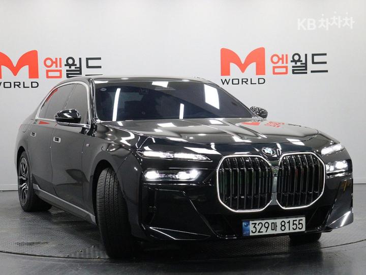 BMW 7er — miniaturë 2