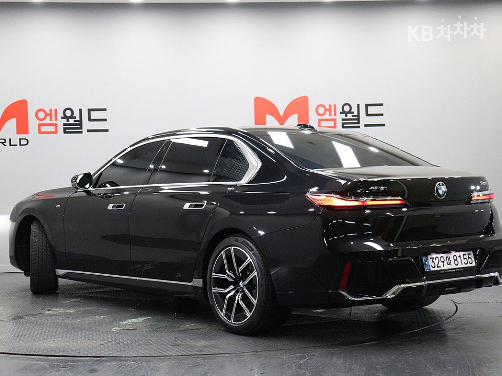 BMW 7er — miniaturë 4