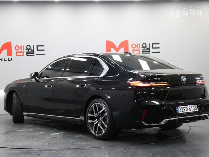 BMW 7er — miniaturë 4