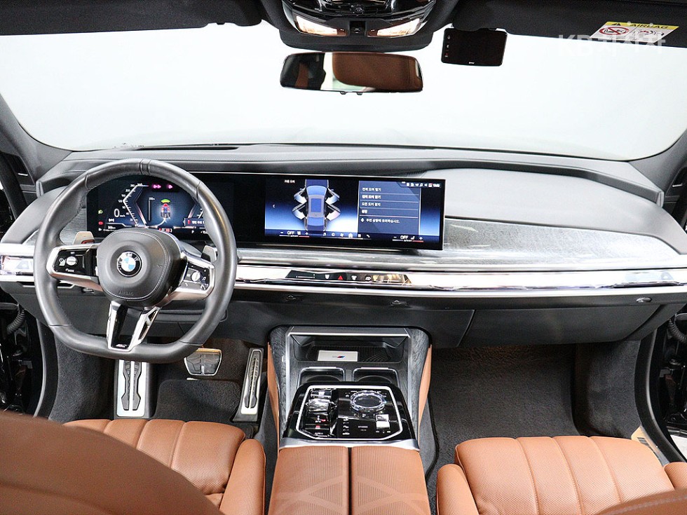 BMW 7er — miniaturë 13