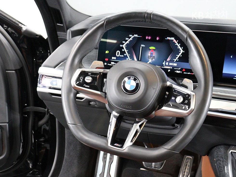 BMW 7er — miniaturë 14