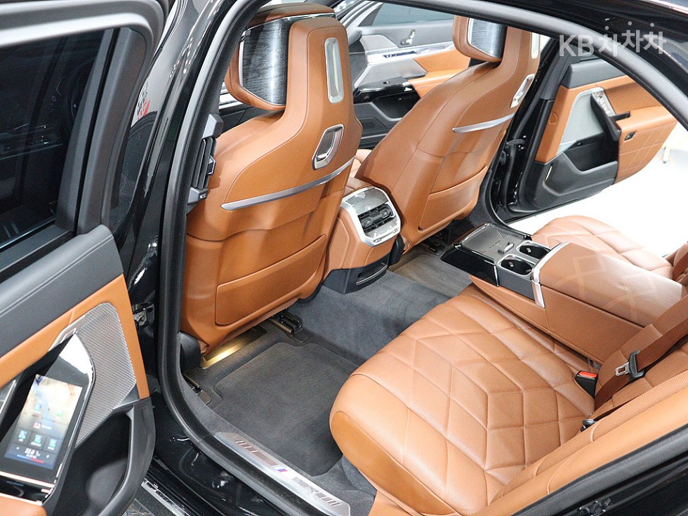 BMW 7er — miniaturë 15