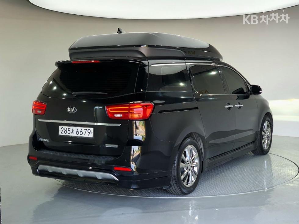2020 - kia carnival