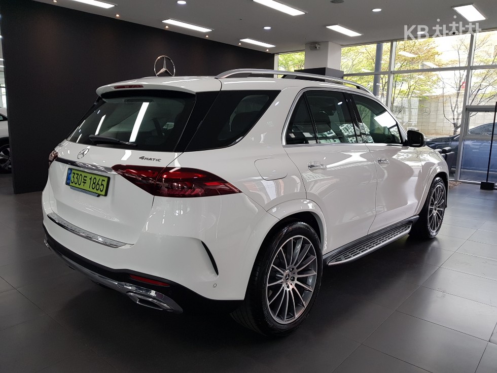 Mercedes-Benz GLE — miniaturë 4