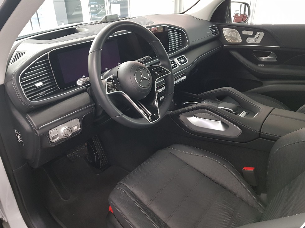 Mercedes-Benz GLE — miniaturë 10