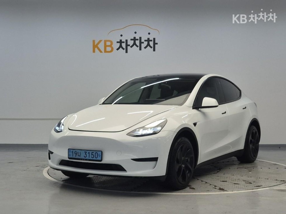 테슬라 Model Y RWD 기본형