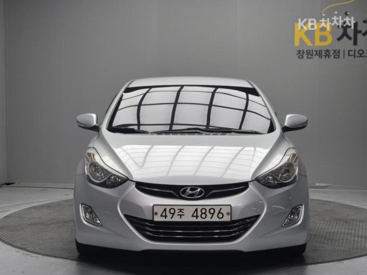 Hyundai Avante MD M16 GDi TOP