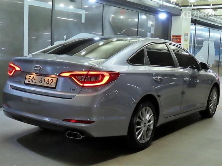 Hyundai Sonata — miniaturë 4