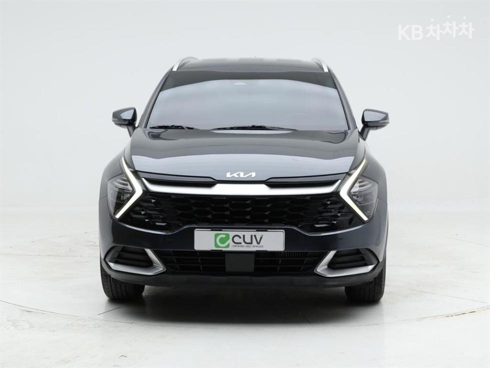 2022 - kia sportage