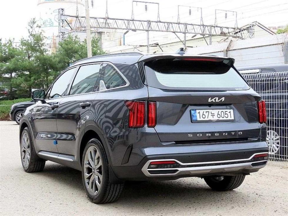 2022 - kia sorento