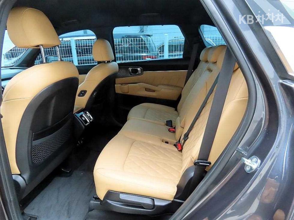2022 - kia sorento