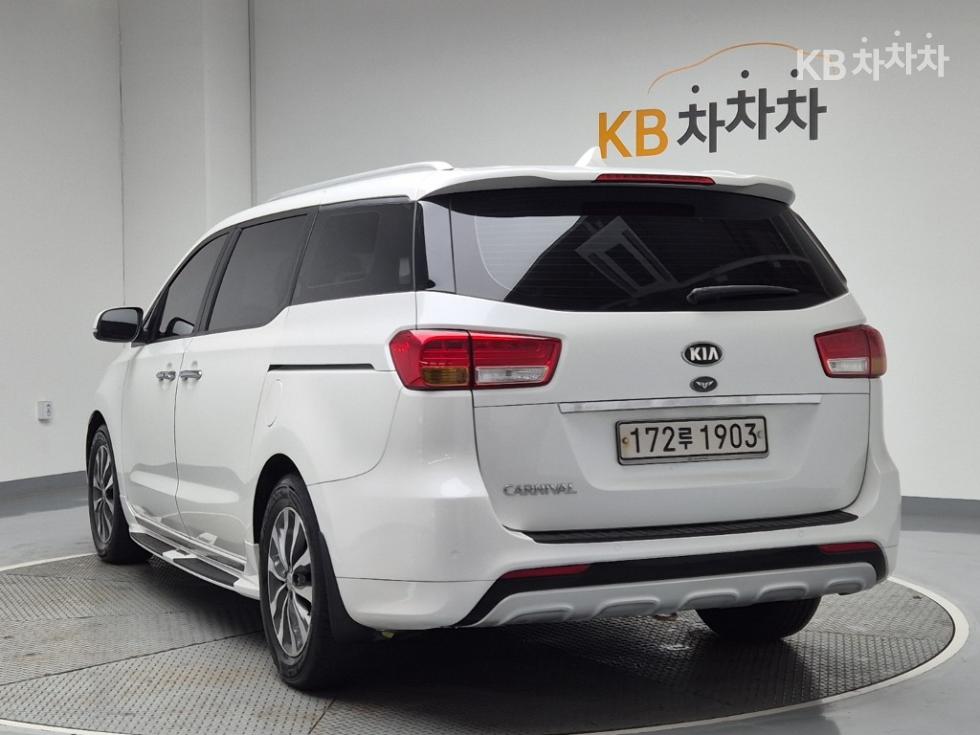 2016 - kia carnival