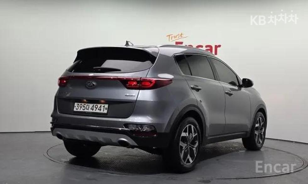 2020 - kia sportage