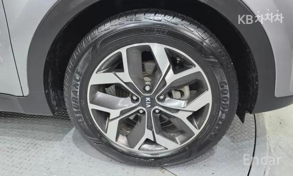 2020 - kia sportage