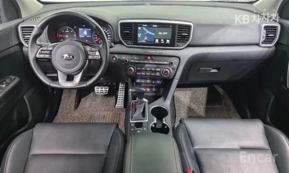 2020 - kia sportage