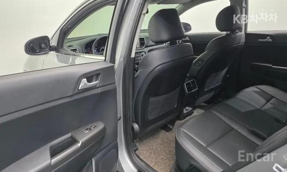 2020 - kia sportage