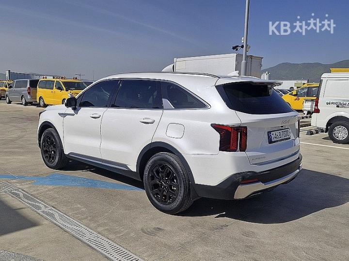 Kia Sorento Hybrid MQ4 1.6T HEV 2WD Signature 6