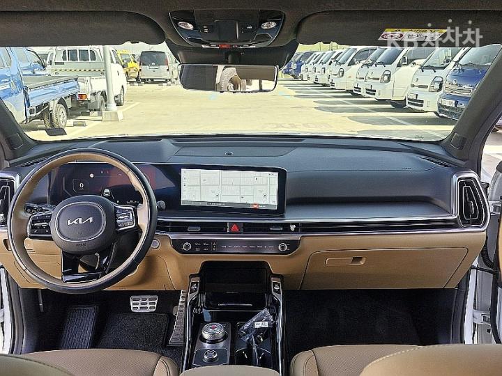 Kia Sorento Hybrid MQ4 1.6T HEV 2WD Signature 8