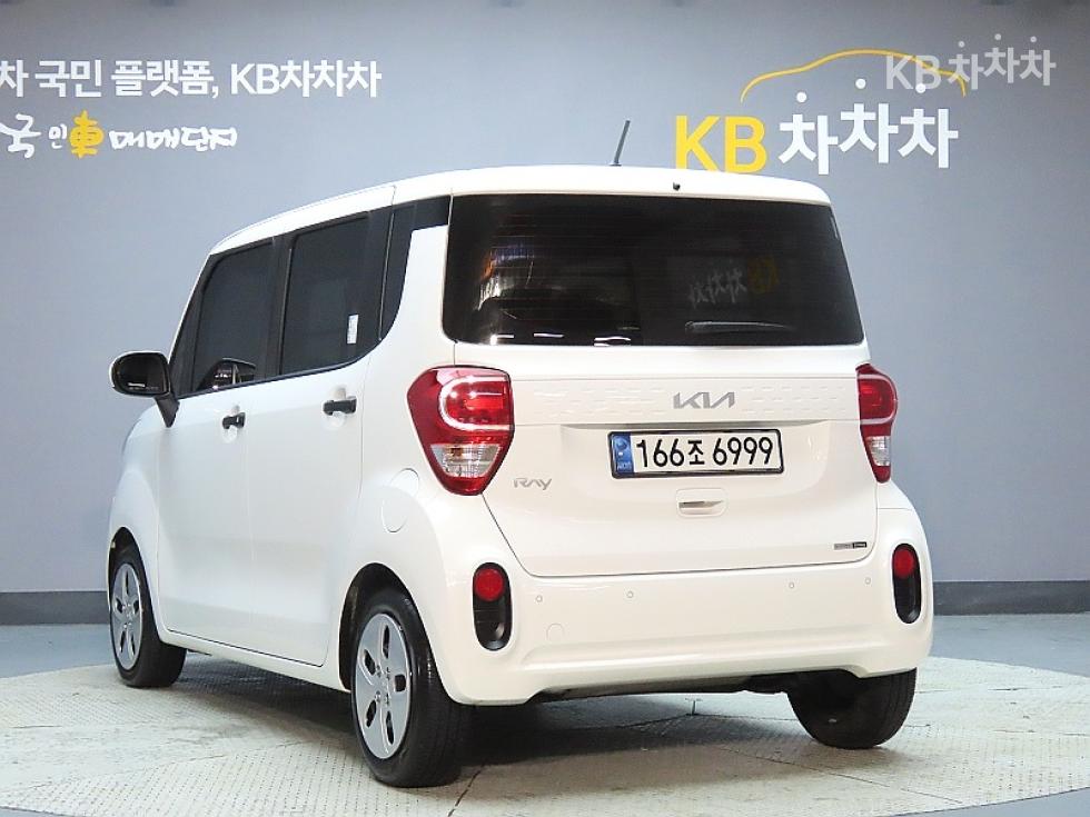 2022 - kia ray