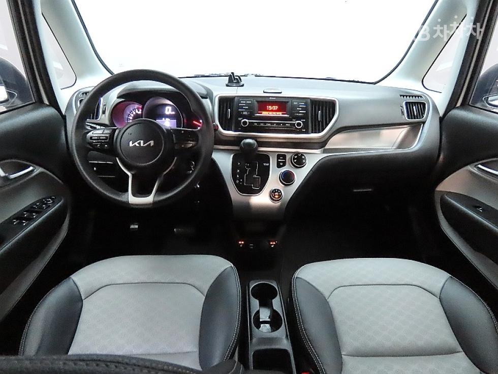2022 - kia ray