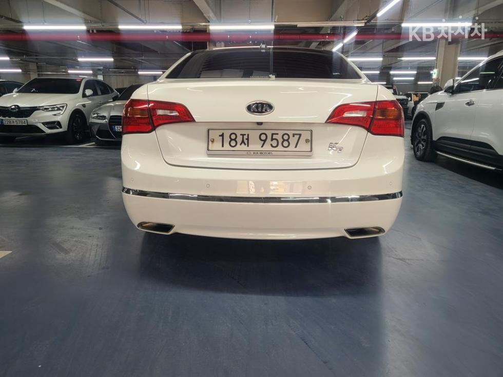2011 - kia k7