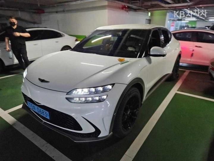 Genesis GV60 Standard 2WD Base Type 4