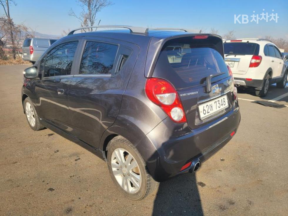 Chevrolet Spark — miniaturë 3
