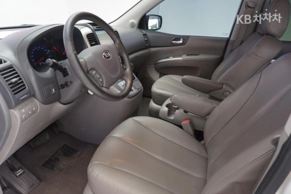 2013 - kia carnival