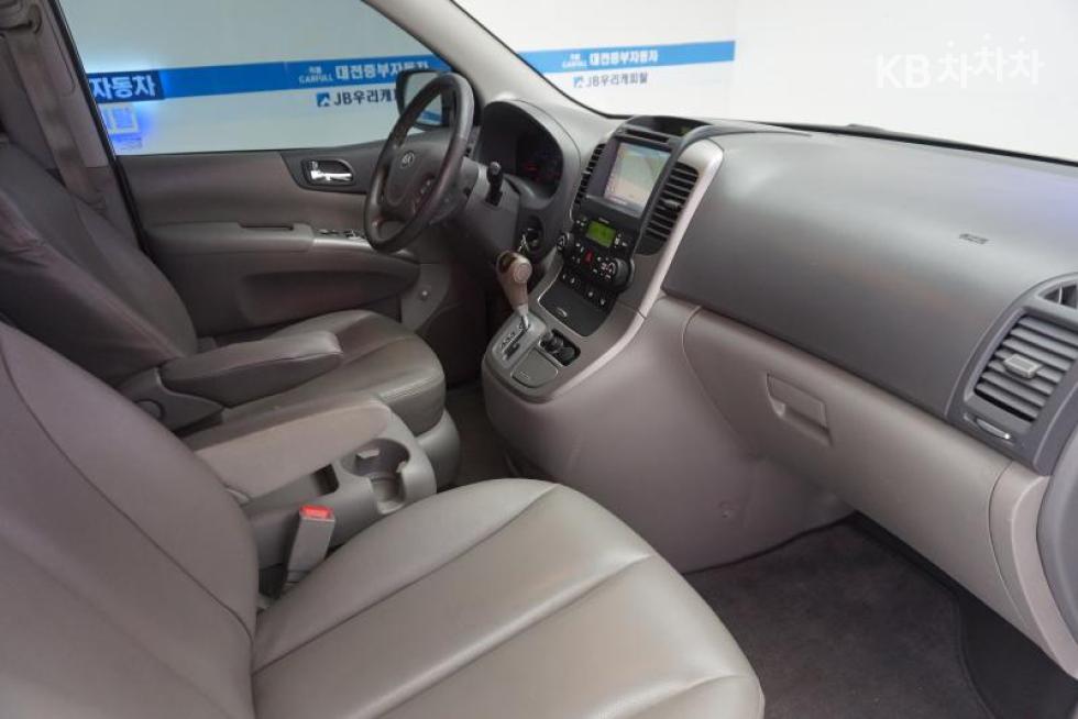 2013 - kia carnival