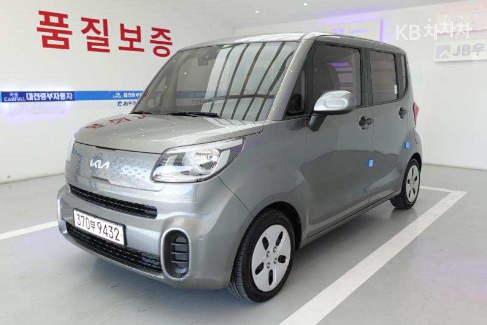 2022 - kia ray