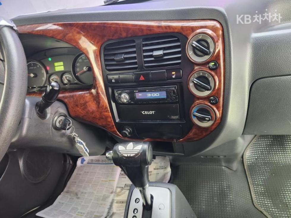2008 - kia bongo iii