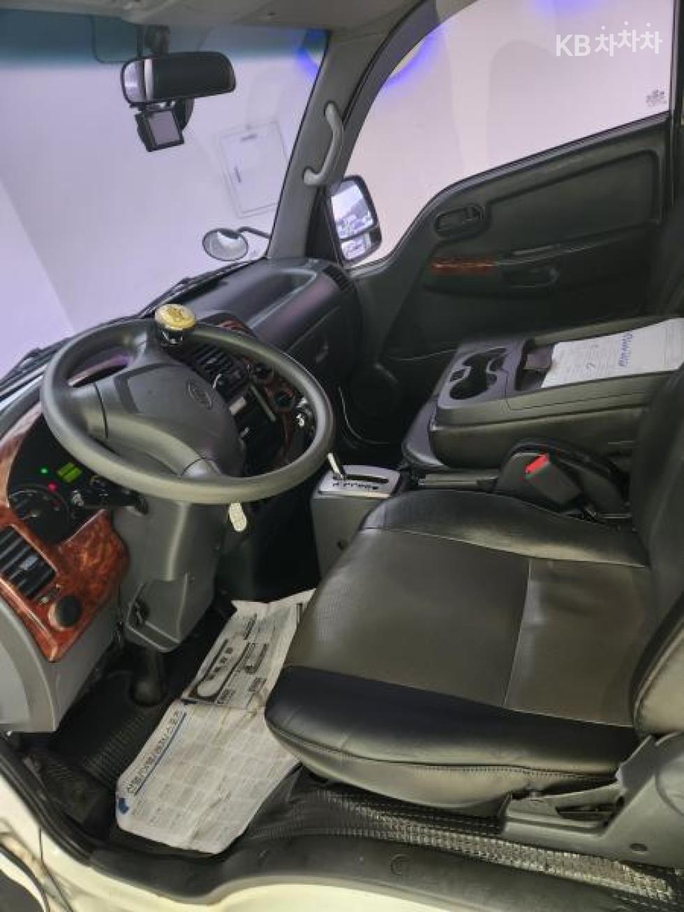 2008 - kia bongo iii