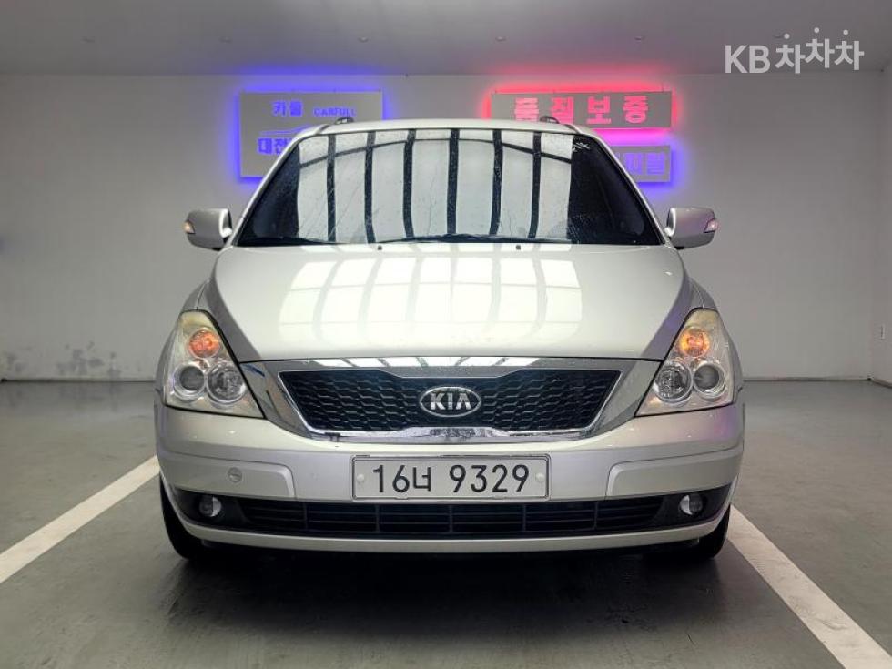 2012 - kia carnival