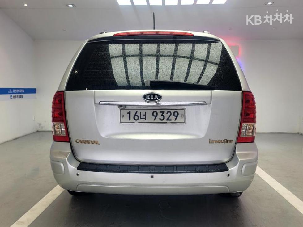 2012 - kia carnival