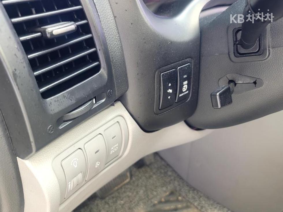 2012 - kia carnival