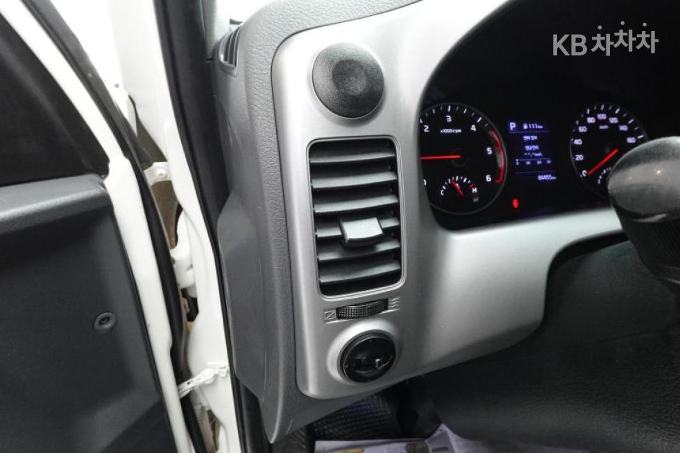 2020 - kia bongo iii