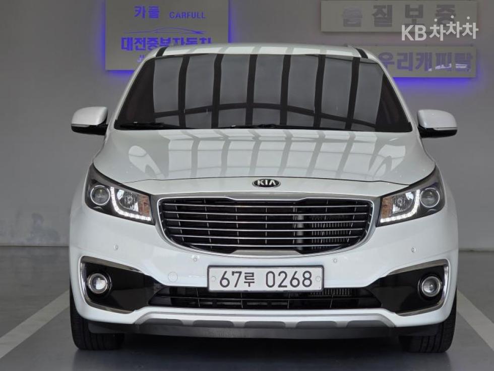 2017 - kia carnival
