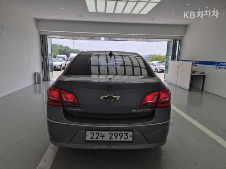 Chevrolet Cruze Amazing New 1.8 Gasoline LTZ 4