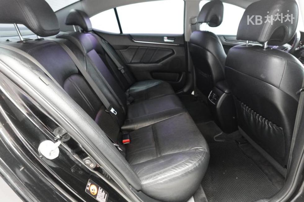 2012 - kia k7