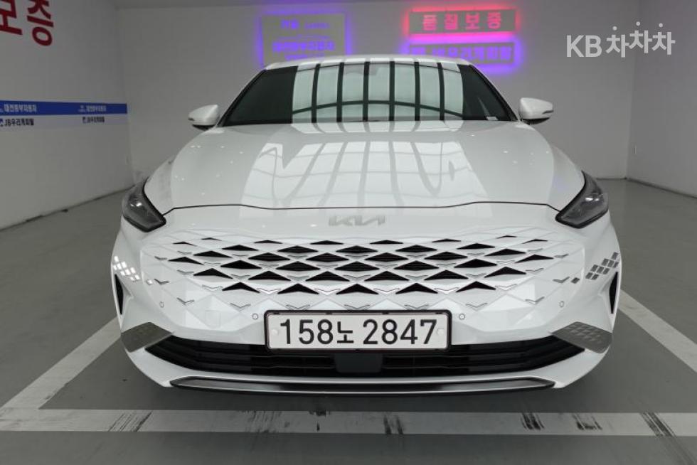 Kia K8 — miniaturë 2