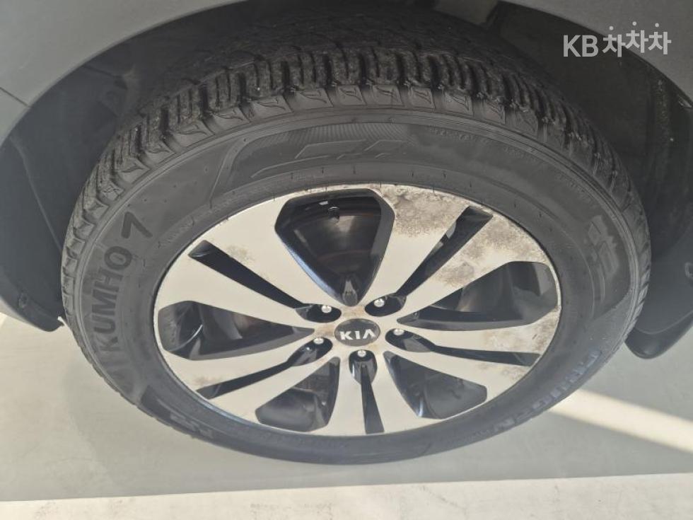2013 - kia sportage