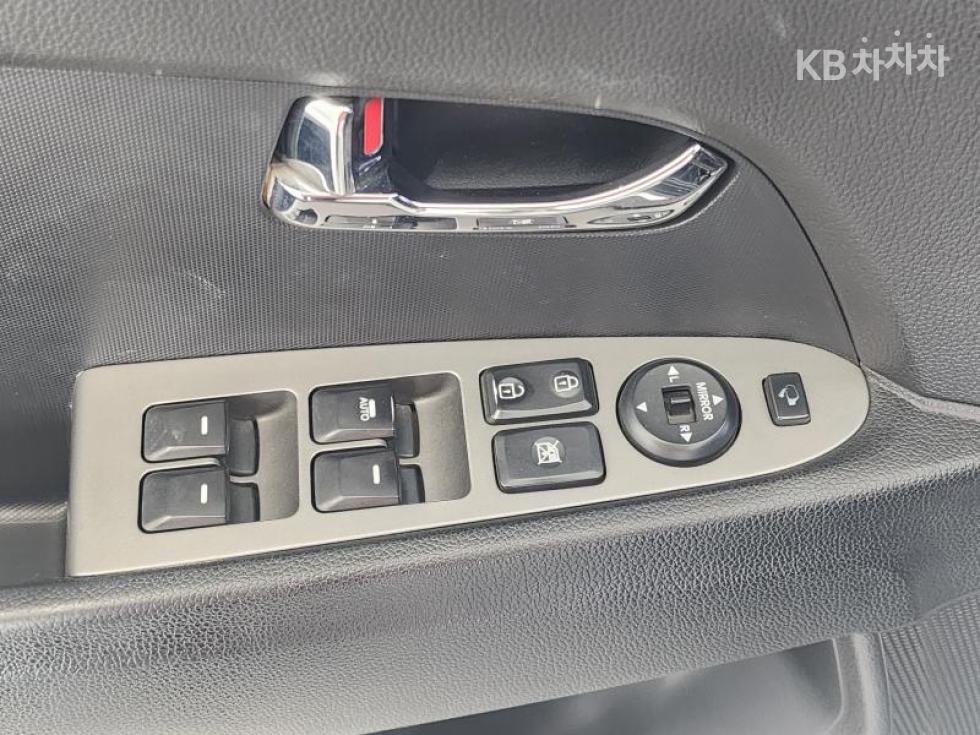 2014 - kia sportage