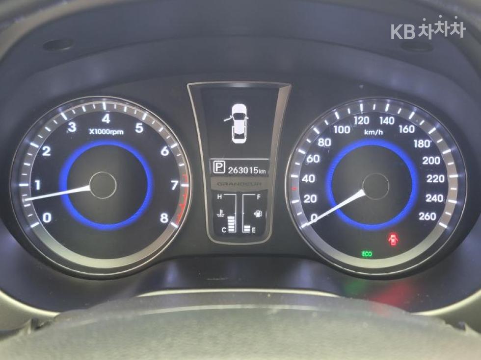 Hyundai Grandeur — miniaturë 12