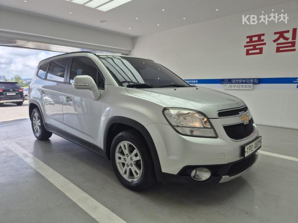 Chevrolet Orlando — miniaturë 2