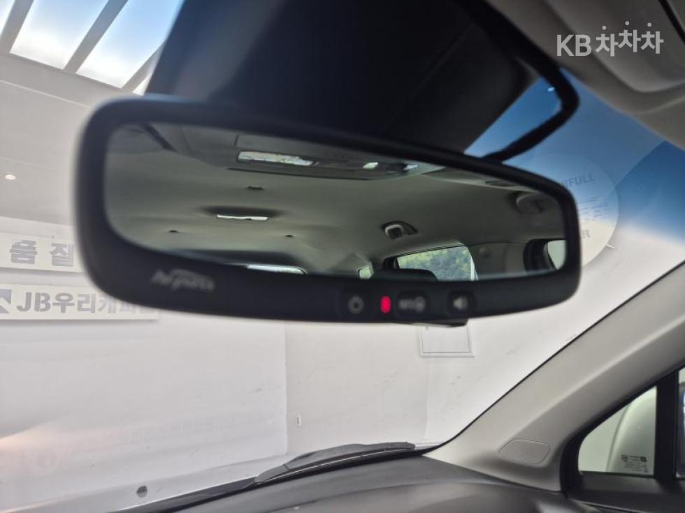 Chevrolet Orlando — miniaturë 12