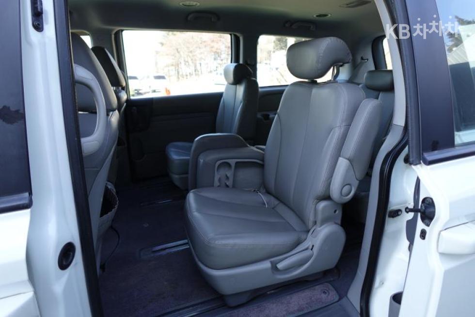 2009 - kia grand carnival